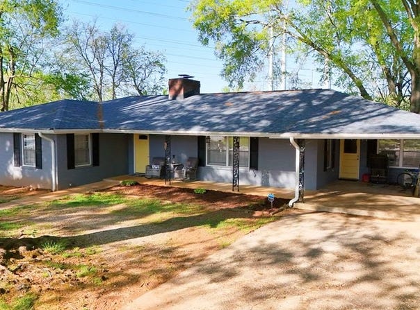 953 N Main Street, Chase City, VA 23924