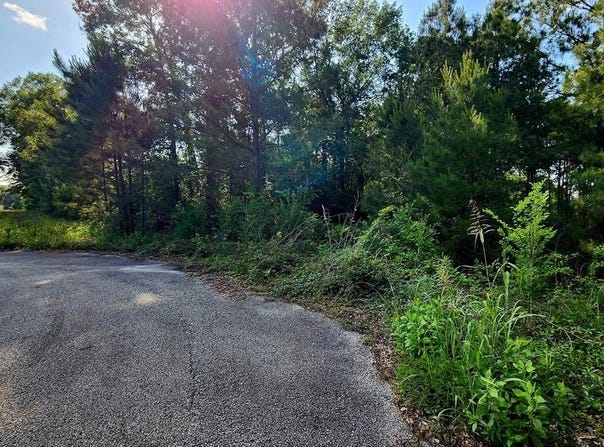 297 White Oak Lane, Lufkin, TX 75904