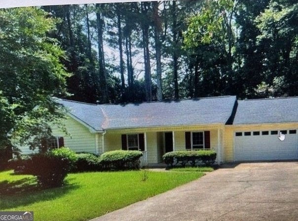 3677 Fernbrook Drive, Snellville, GA 30039