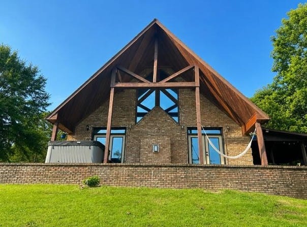 103 Tchula, Tupelo, MS 38804