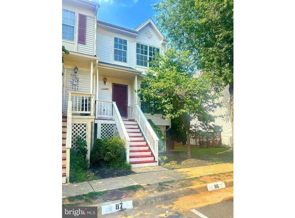 14220 AUTUMN Circle, CENTREVILLE, VA 20121