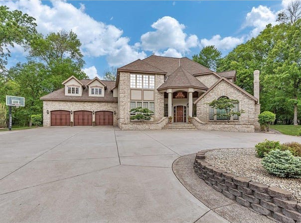 22905 Grovewood Lane, Rockville, MN 56320