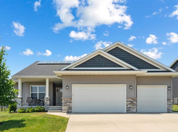 1001 Croell Ave, Tiffin, IA 52340