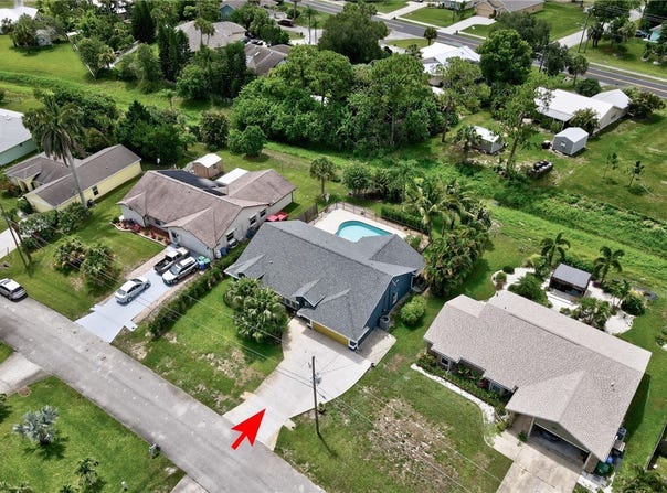 115 Larchmont Terrace, Sebastian, FL 32958