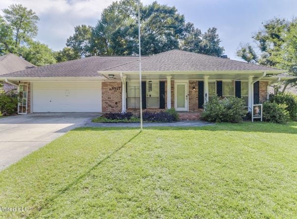 8921 Hanalei Circle, Diamondhead, MS 39525