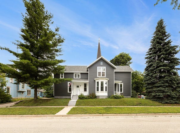 361 5th Street, Manistee, MI 49660