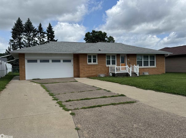 2515 Avenue D, Fort Madison, IA 52627