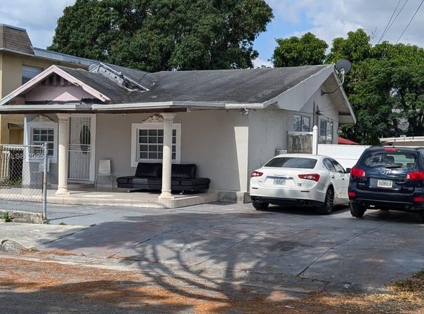 248 SW 18th Ct, Miami, FL 33135