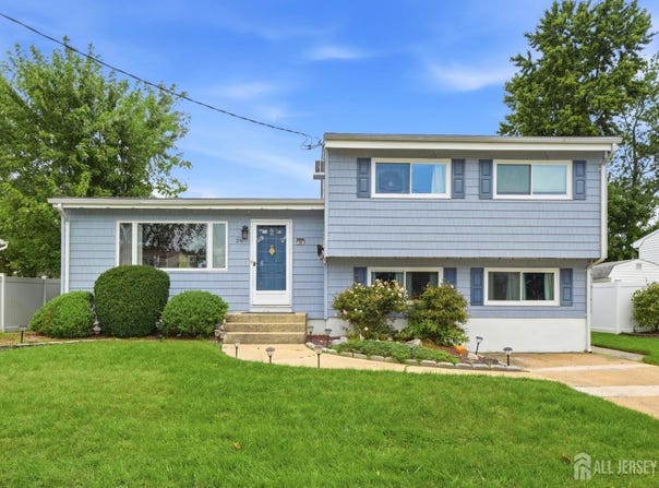 26 Adams Street, Old Bridge, NJ 08857