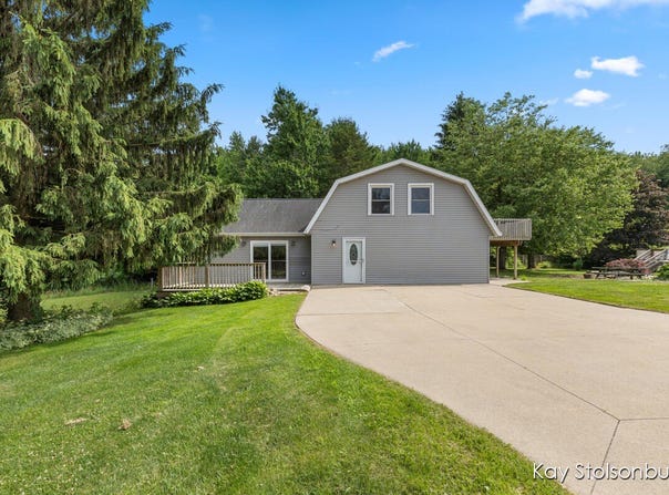4349 Wood School Road, Hastings, MI 49058