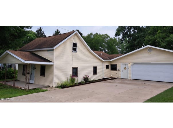 923 W Kohler Street, Kenton, OH 43326