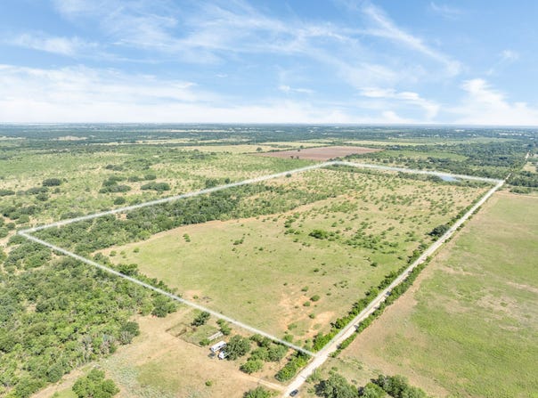 193 CR, Comanche, TX 76442