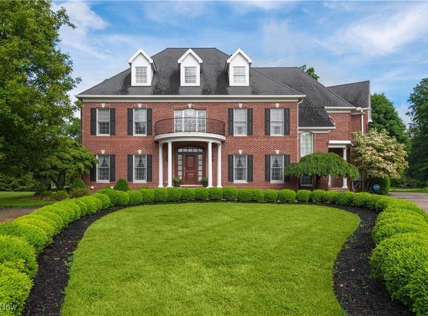 23225 Wingedfoot Drive, Westlake, OH 44145