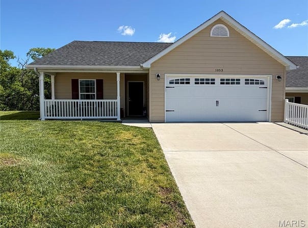 1053 Hawk Ridge Drive, Union, MO 63084