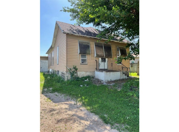 603 N 1st Avenue, Marshalltown, IA 50158
