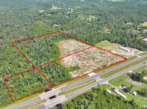18725 231 Highway, Fountain, FL 32438