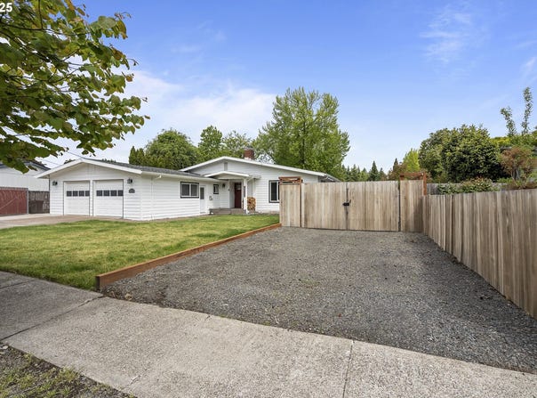 10275 SW WINTER LN, Beaverton, OR 97008