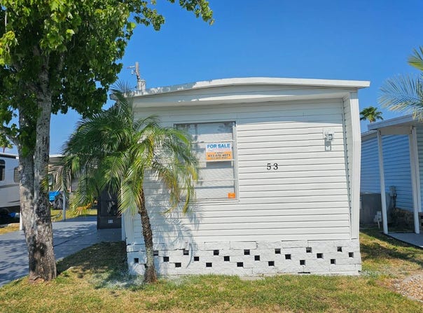 9204 66th St N, Pinellas Park, FL 33782