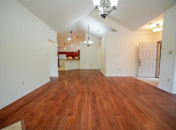 394 Mountain Terrace Circle, Maumelle, AR 72113