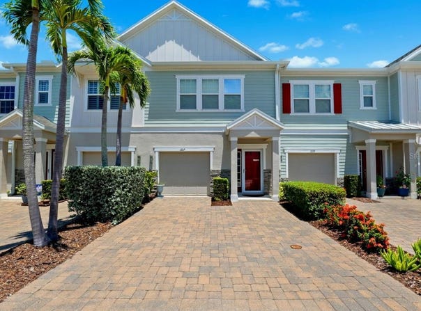 1207 SUNSET LANE, DUNEDIN, FL 34698