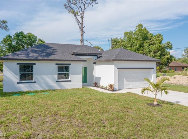203 E 7th Street, Lehigh Acres, FL 33972