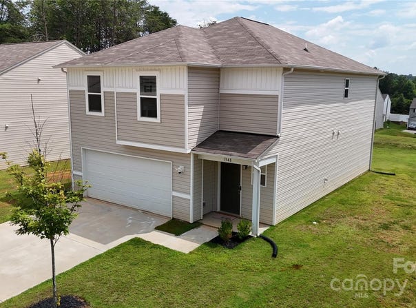 1548 Cannan Mountain Drive, Newton, NC 28658