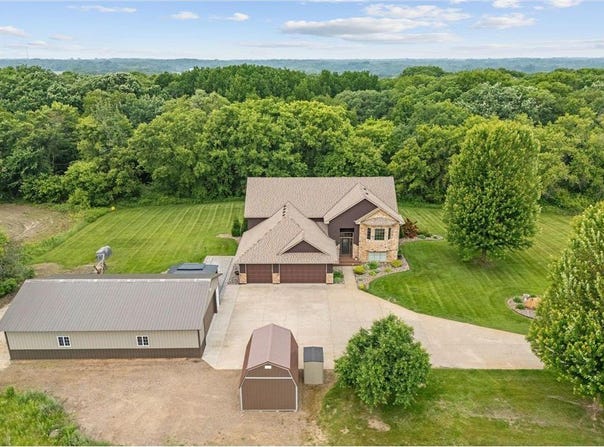 26722 Rabbit Trail, Stanford Twp, MN 55398