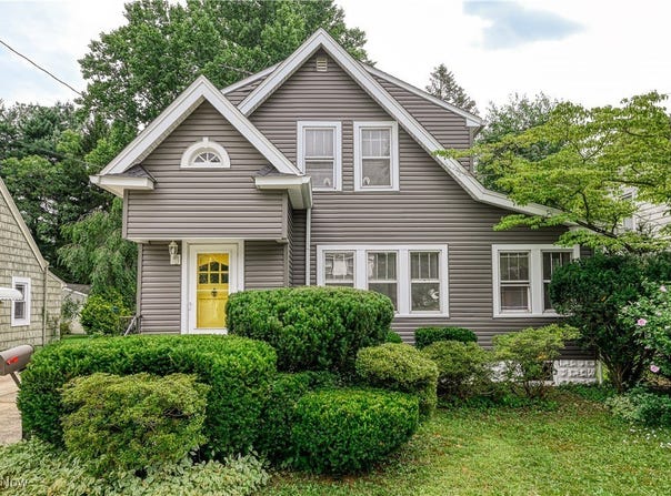 459 Longmere Drive, Kent, OH 44240