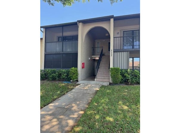 717 Sunny Pine Way, Greenacres, FL 33415