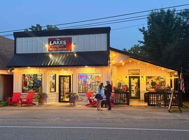 W17355 Main St, Curtis, MI 49820