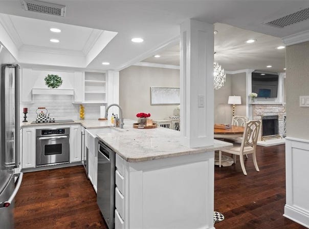 8511 Westover Court, Granbury, TX 76049