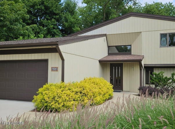 6018 Horizon Drive, East Lansing, MI 48823