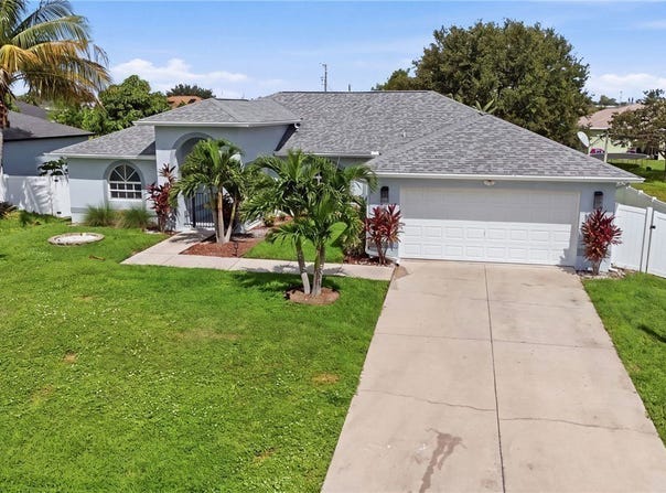 413 NW 17th Place, Cape Coral, FL 33993