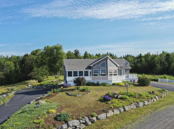 10 Overlook Drive, Stockton Springs, ME 04981