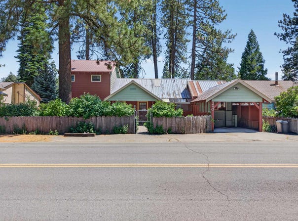240 First Street, Chester, CA 96020
