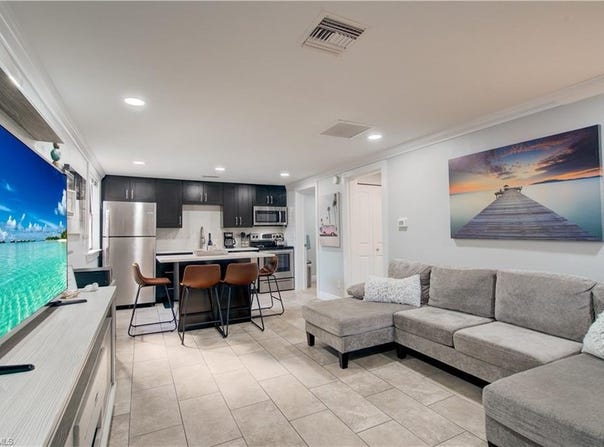 5322 Treetops Dr, NAPLES, FL 34113