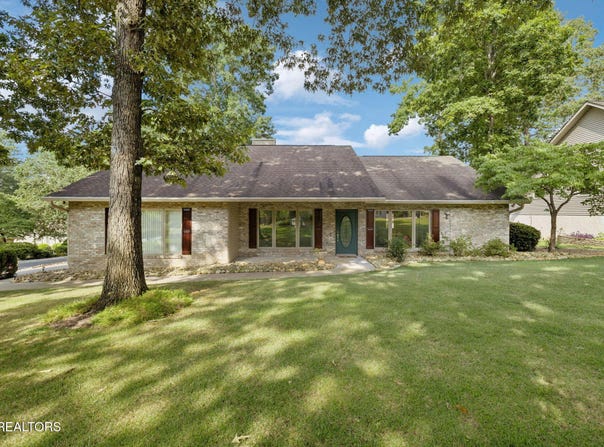 334 Oostanali Circle, Loudon, TN 37774