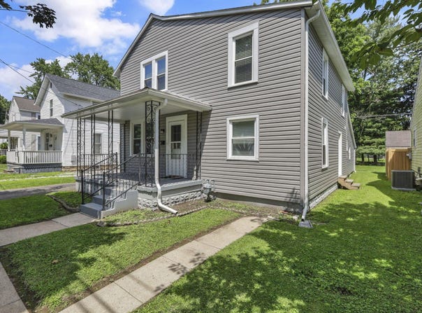 716 N Mount Pleasant Avenue, Lancaster, OH 43130