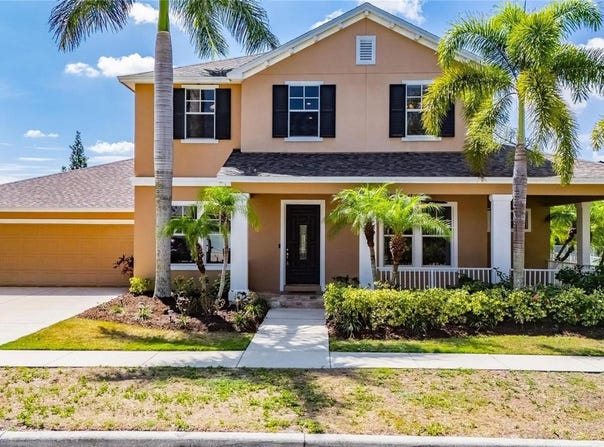 824 ISLEBAY Drive, APOLLO BEACH, FL 33572