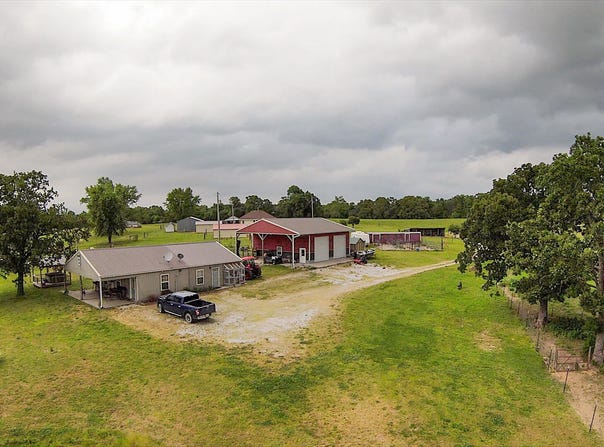463b NE 88th Lane, Lamar, MO 64759