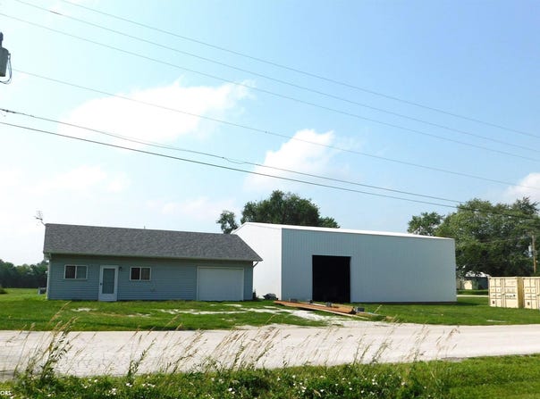 209 N Cedar Street, Creston, IA 50801
