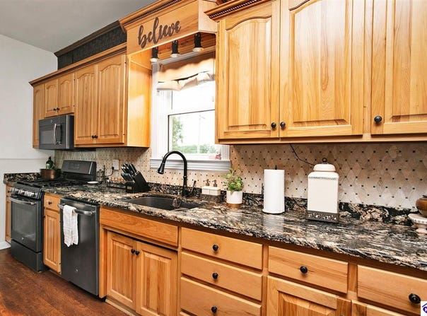 530 Balltown Road, New Haven, KY 40051