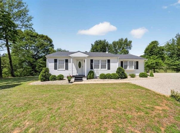 6148 Saint Lawrence Rd, Philpot, KY 42366