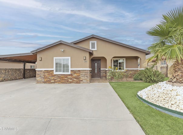 1205 Aero Lane, Berino, NM 88024