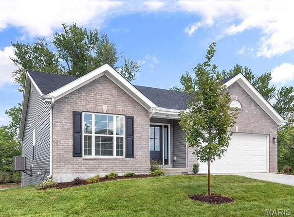 2 Aspen II at Whispering Pines, High Ridge, MO 63049