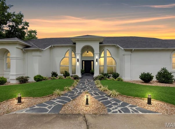 237 Kensington Lane, Cape Girardeau, MO 63701