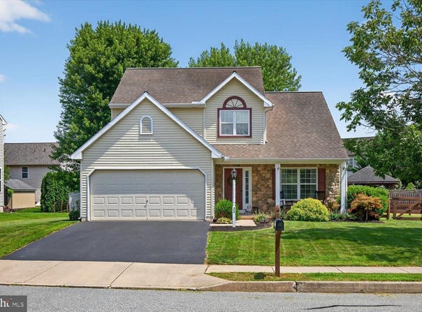 22 MISTY MEADOW DRIVE, REINHOLDS, PA 17569