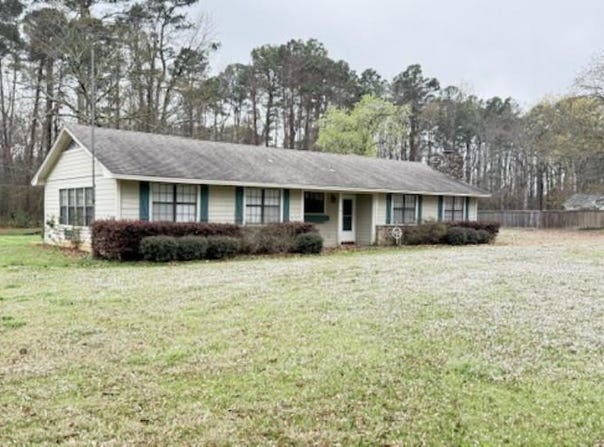 114 Timber Ln, White Hall, AR 71602