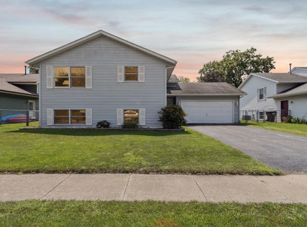 620 W 7th, BELVIDERE, IL 61008