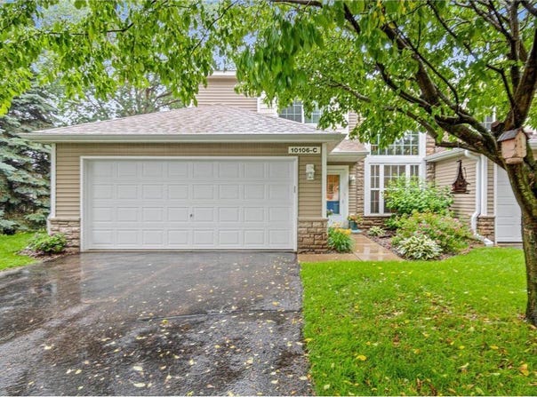 10106 Fillmore Street NE, Blaine, MN 55434